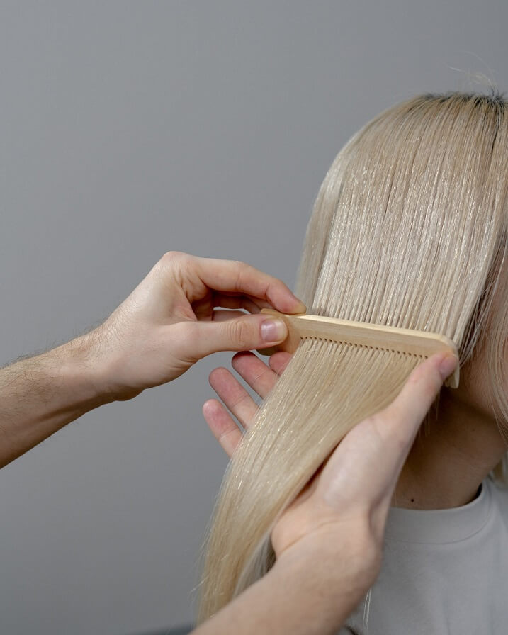 Keratinski tretman za ispravljanje kose