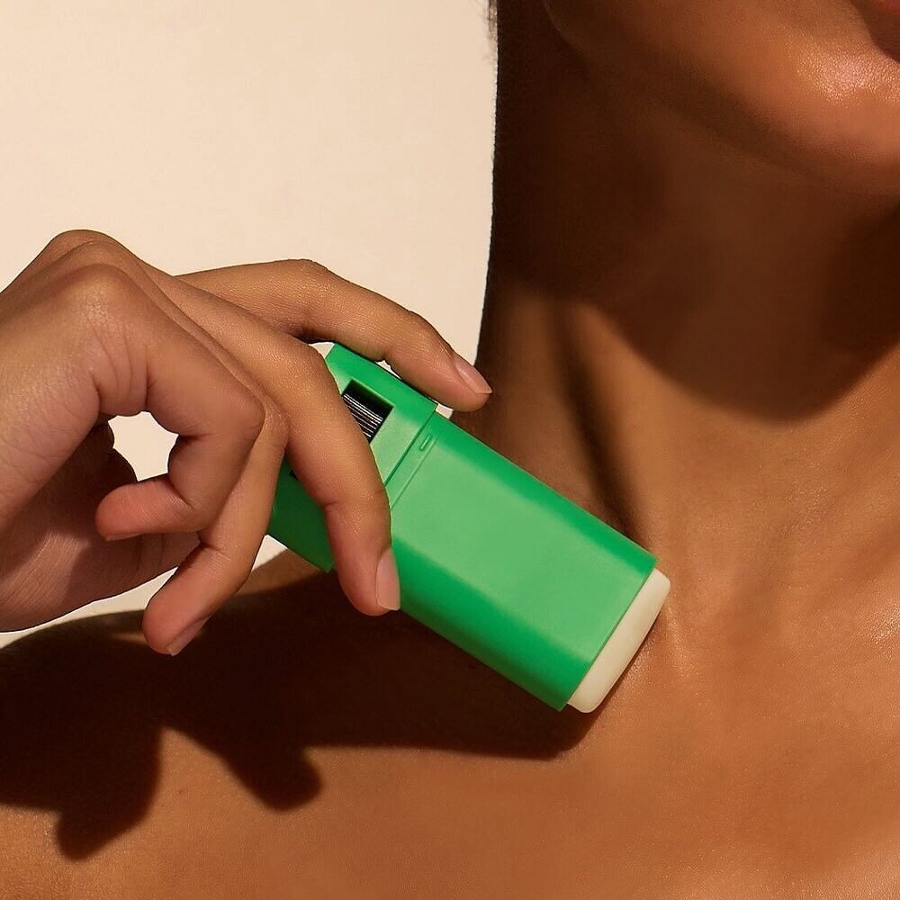 Black Bamboo Daily Soothing Sun Shield SPF50+ Pa++++ - Image 2